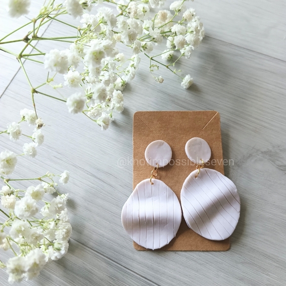 Classy Embossed Stud Dangle Earrings - Picture 3 of 3